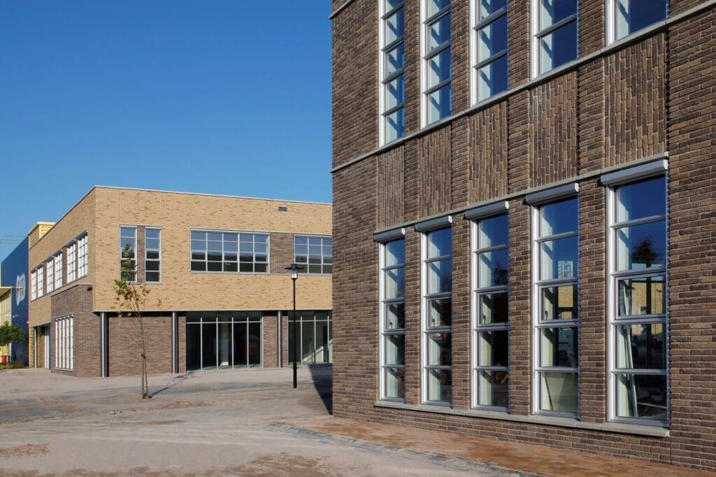 Bedrijfsverzamelgebouw Ceintuurbaan Zwolle