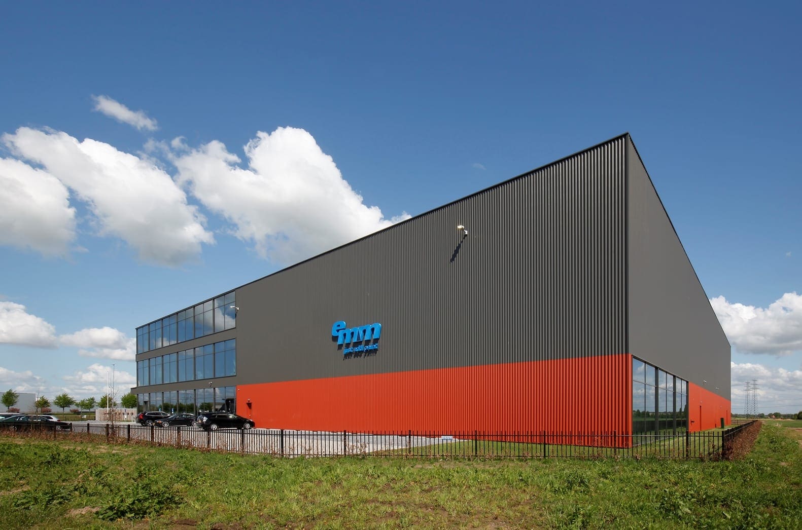 Nieuw bedrijfspand EMM International Zwolle