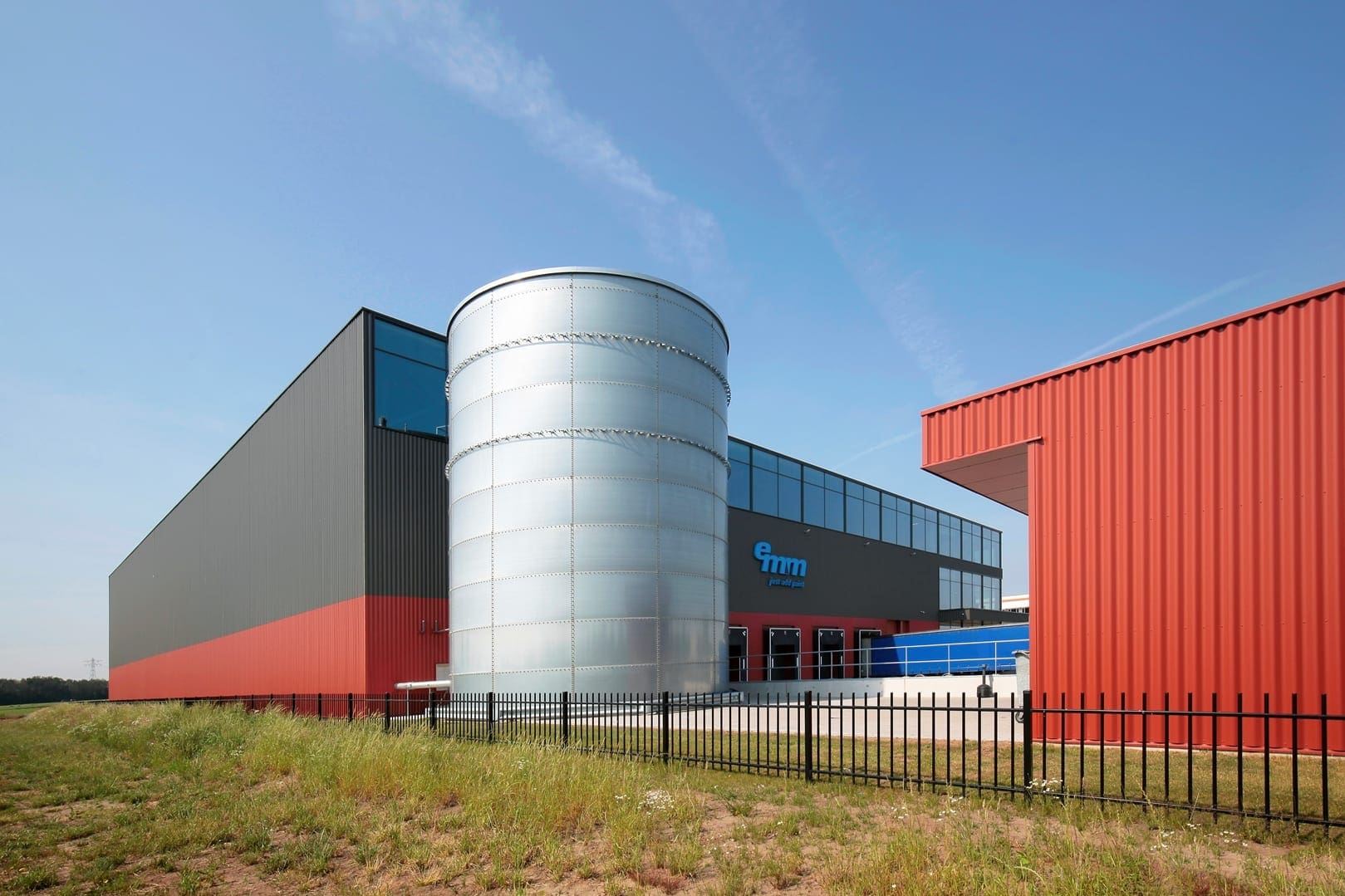 Nieuw bedrijfspand EMM International Zwolle