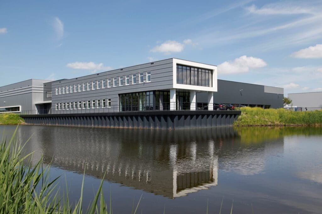 Nieuwbouw bedrijfspand King Nonwovens Zeewolde