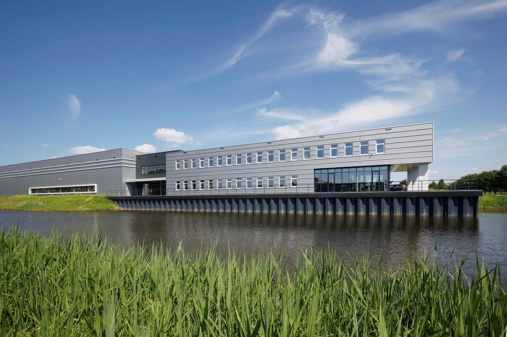 Nieuwbouw bedrijfspand King Nonwovens Zeewolde