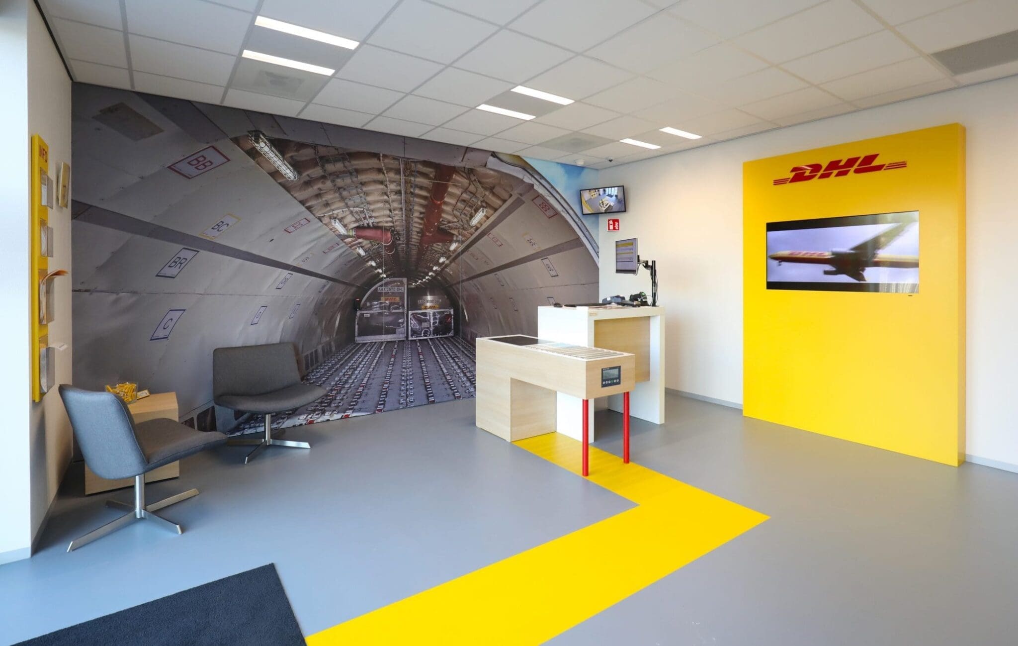 Nieuw sorteercentrum DHL Express Zwolle