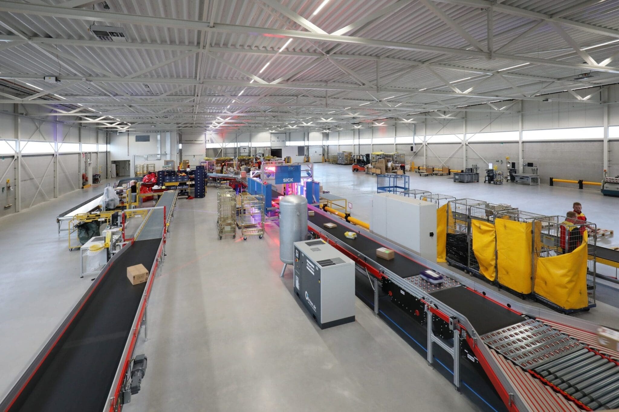 Nieuw sorteercentrum DHL Express Zwolle
