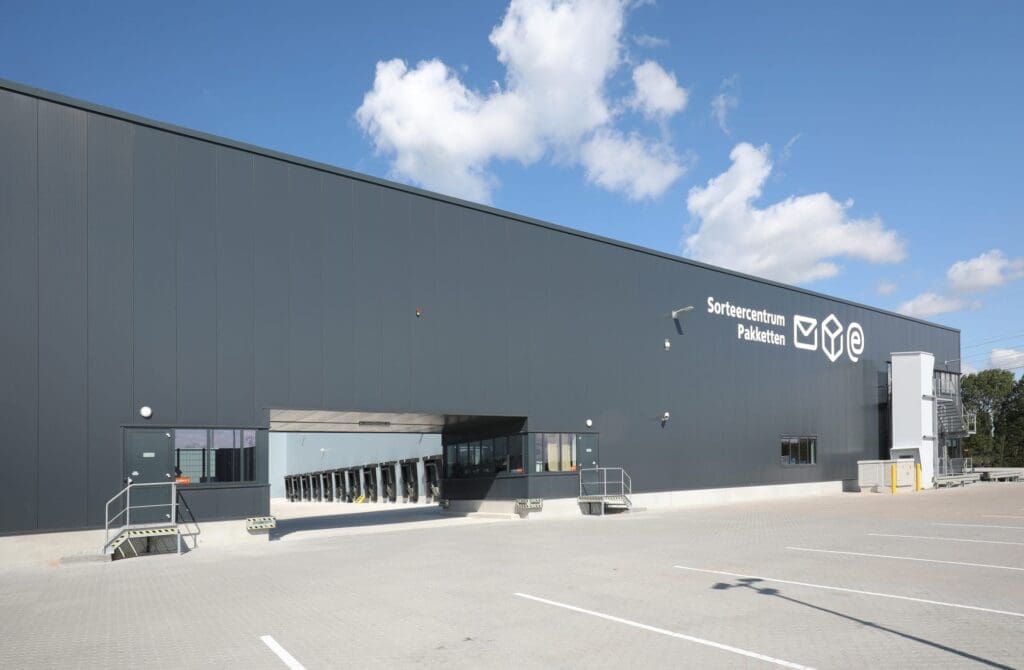 Pakkettensorteercentrum PostNL Almere
