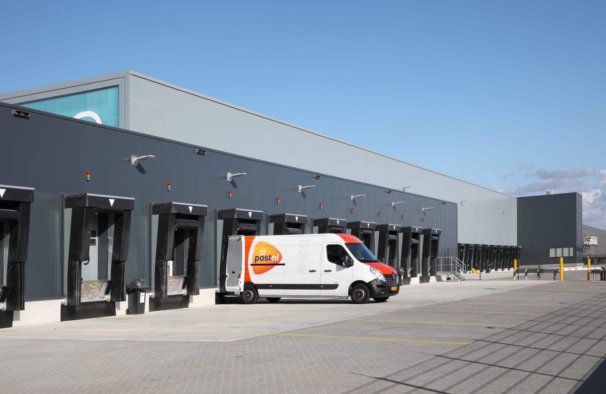 Pakkettensorteercentrum PostNL Almere