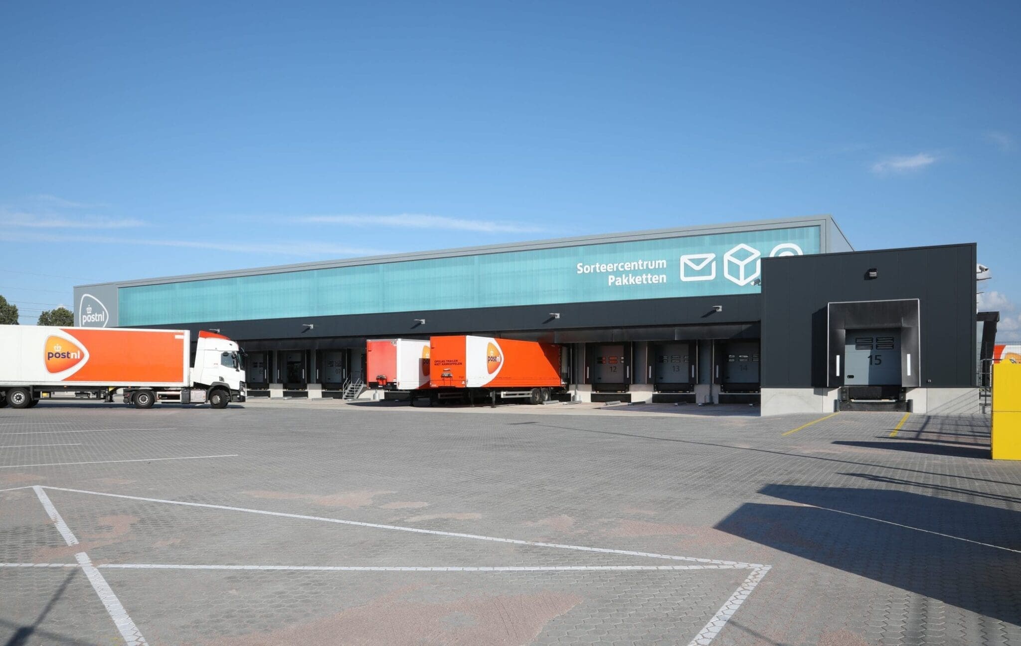 Pakkettensorteercentrum PostNL Almere