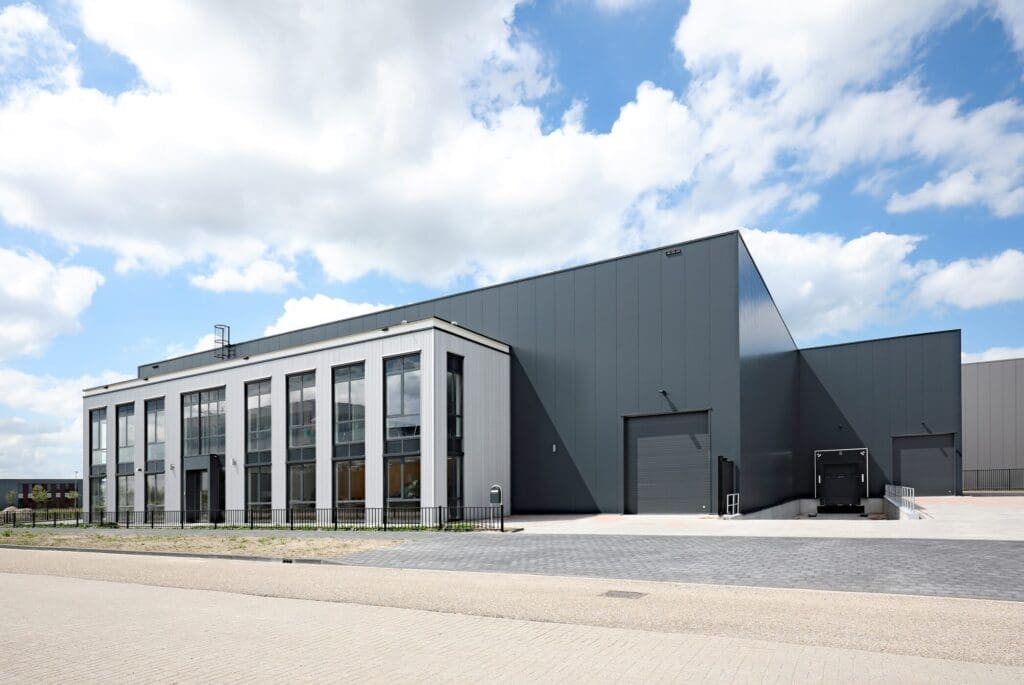 Bedrijfsgebouw Daily Style Almere