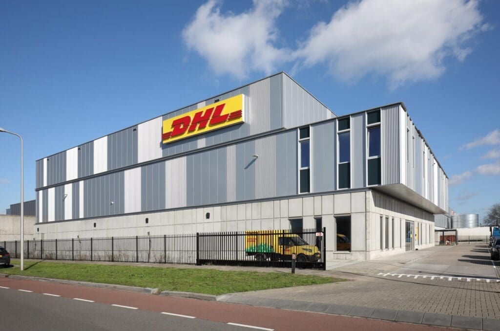 Bedrijfsgebouw DHL Parcel Lage Weide Utrecht opgeleverd