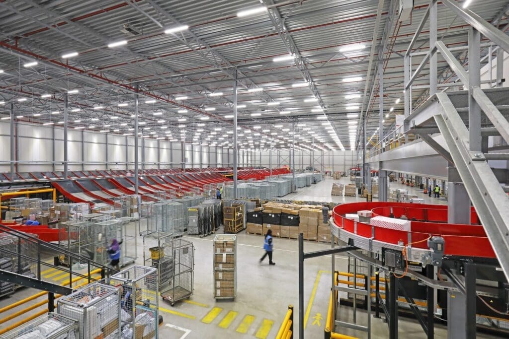 Bedrijfsgebouw DHL Parcel Lage Weide Utrecht opgeleverd