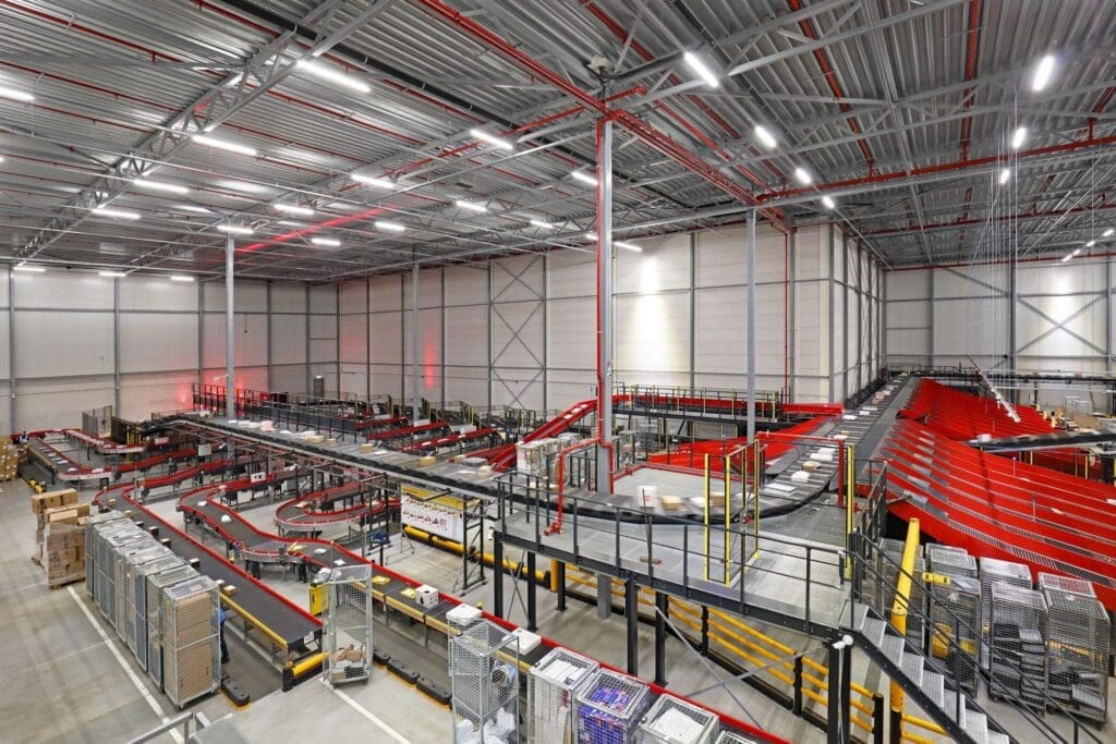 Bedrijfsgebouw DHL Parcel Lage Weide Utrecht opgeleverd