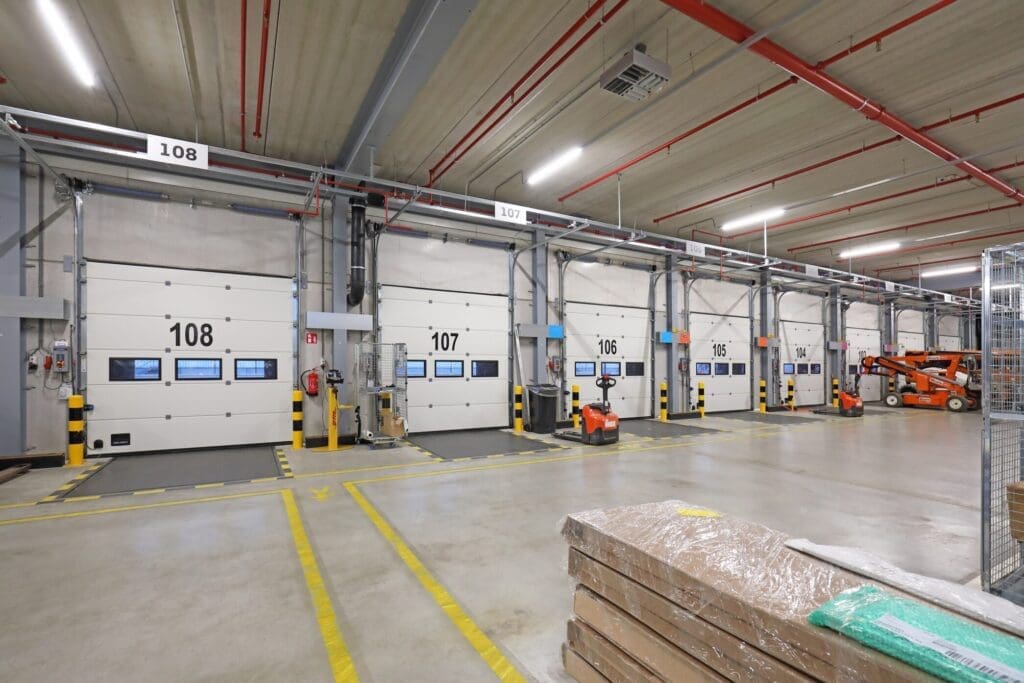 Bedrijfsgebouw DHL Parcel Lage Weide Utrecht opgeleverd