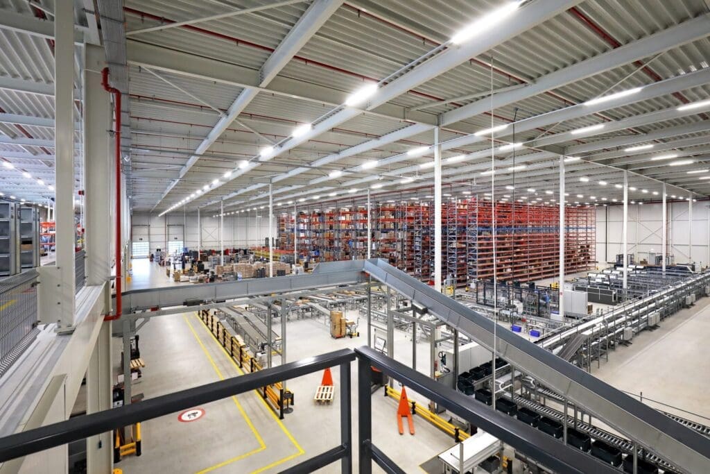 Nieuwbouw distributiecentrum Jarola Coevorden opgeleverd