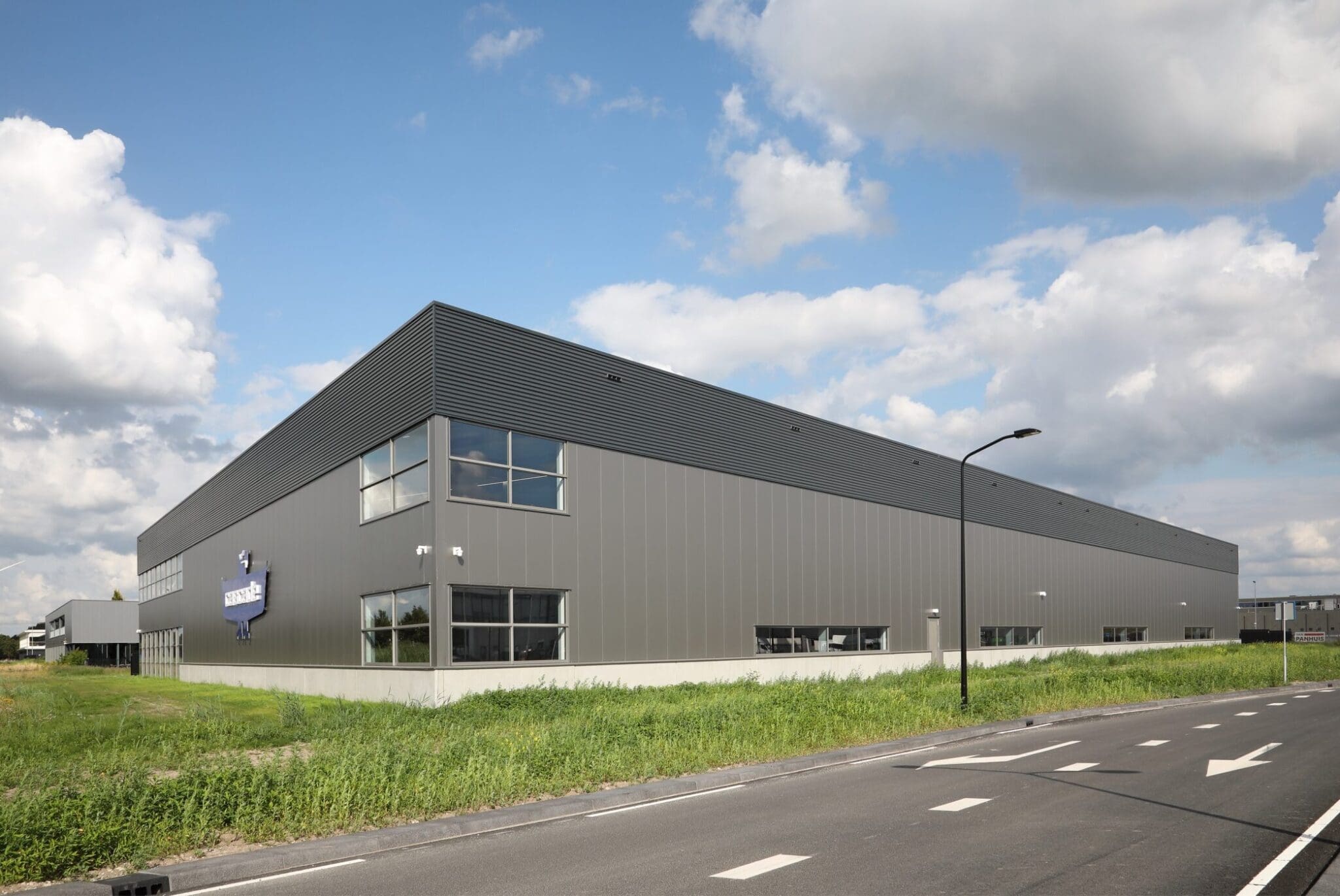 Nieuw bedrijfsgebouw Cascade