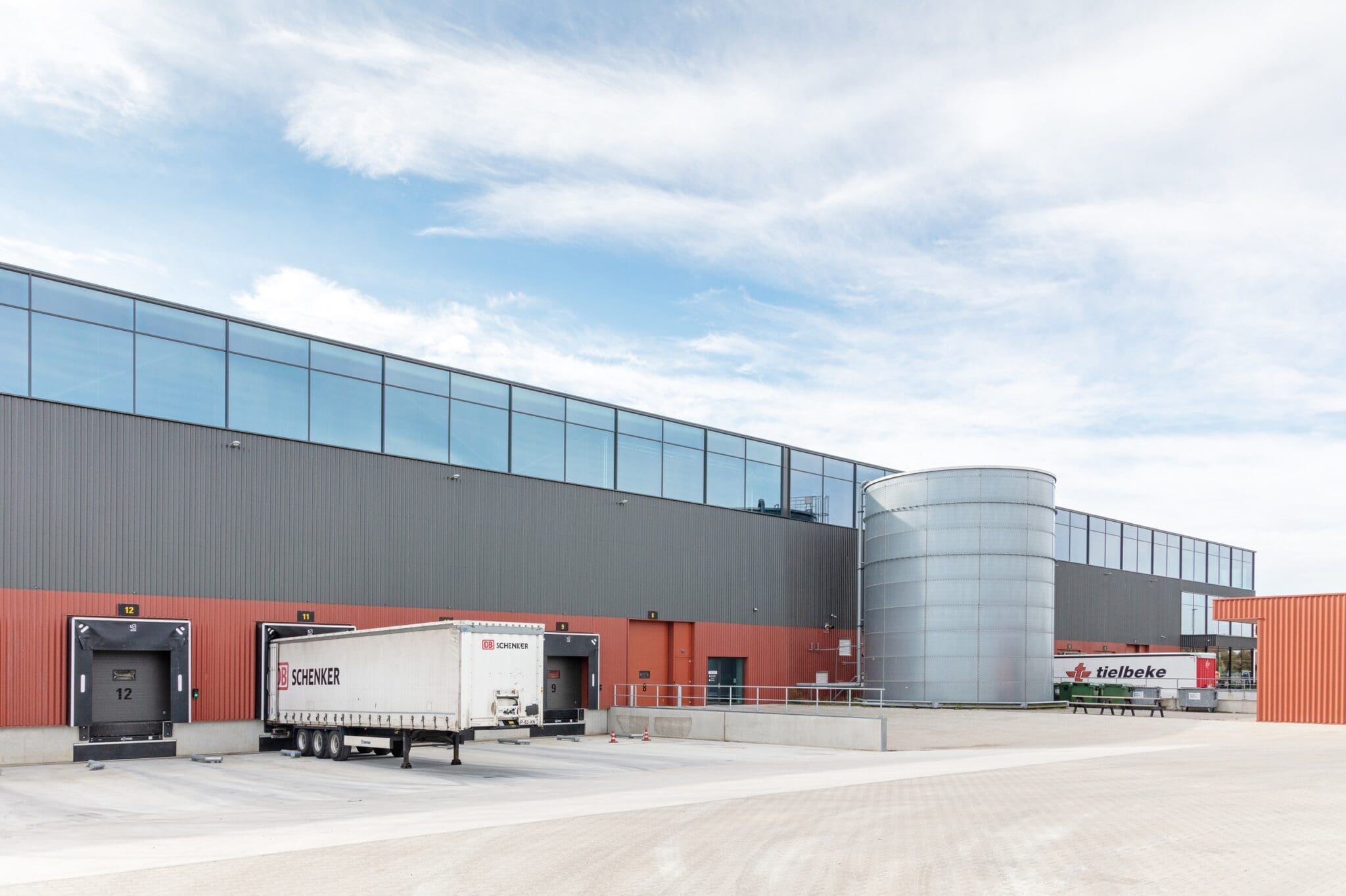 Uitbreiding bedrijfsgebouw EMM International Zwolle