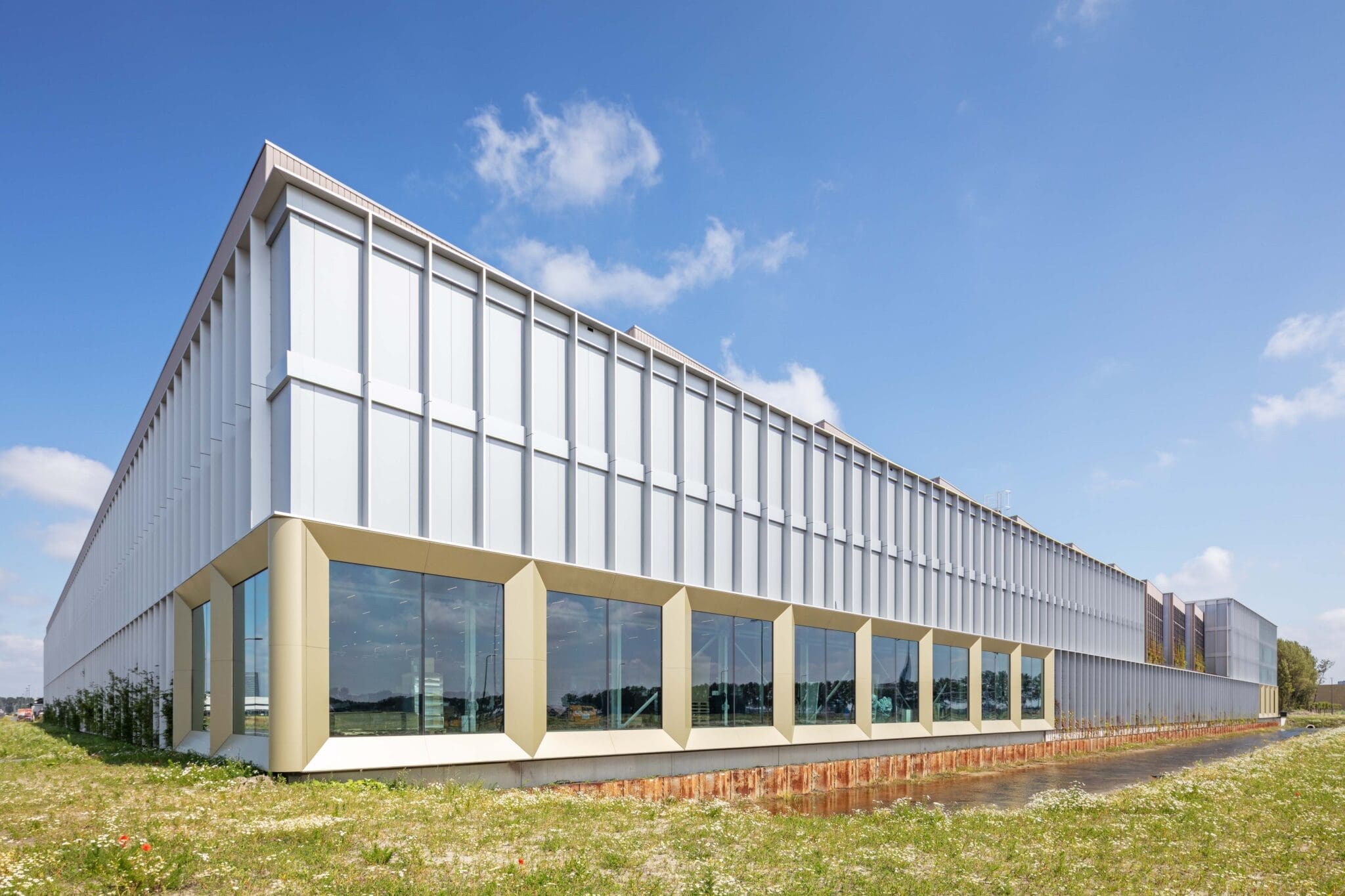 Natuurinclusief distributiecentrum Rapid Logistics Hoofddorp