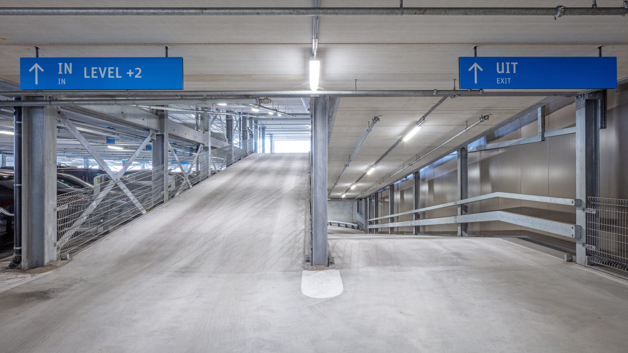 Mobiliteitshub NDSM Binnendok Amsterdam