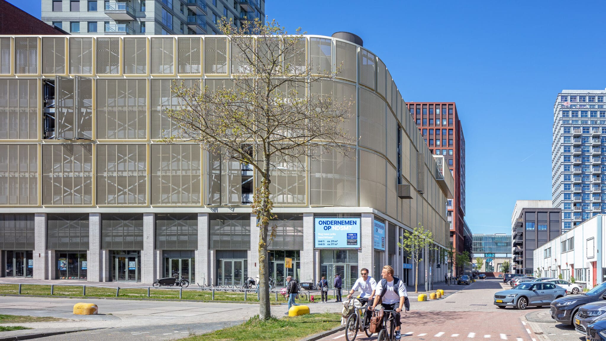 Mobiliteitshub NDSM Binnendok Amsterdam