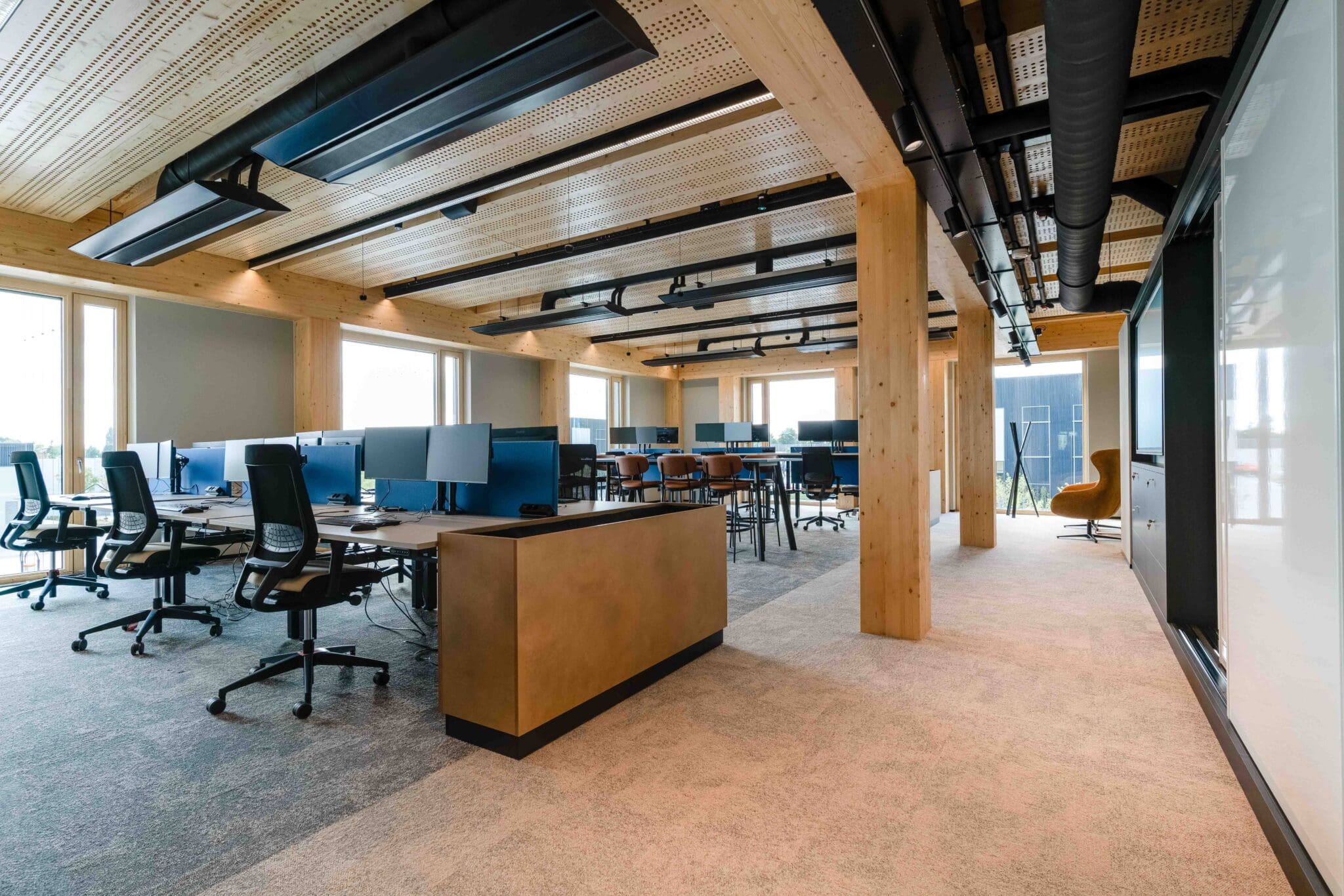 Nieuwbouw bedrijfsgebouw GMB Dodewaard