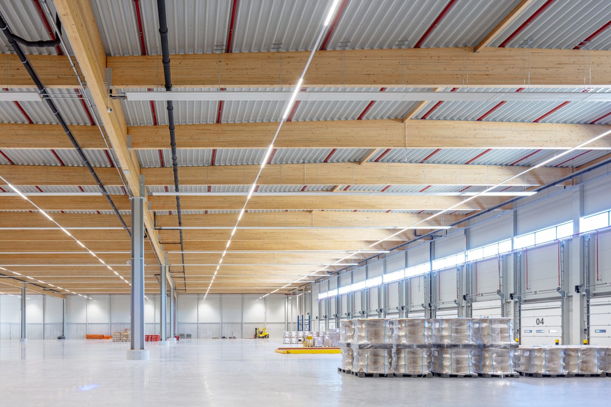 Hybride bedrijfsgebouw WDP Kintetsu Schiphol Oost