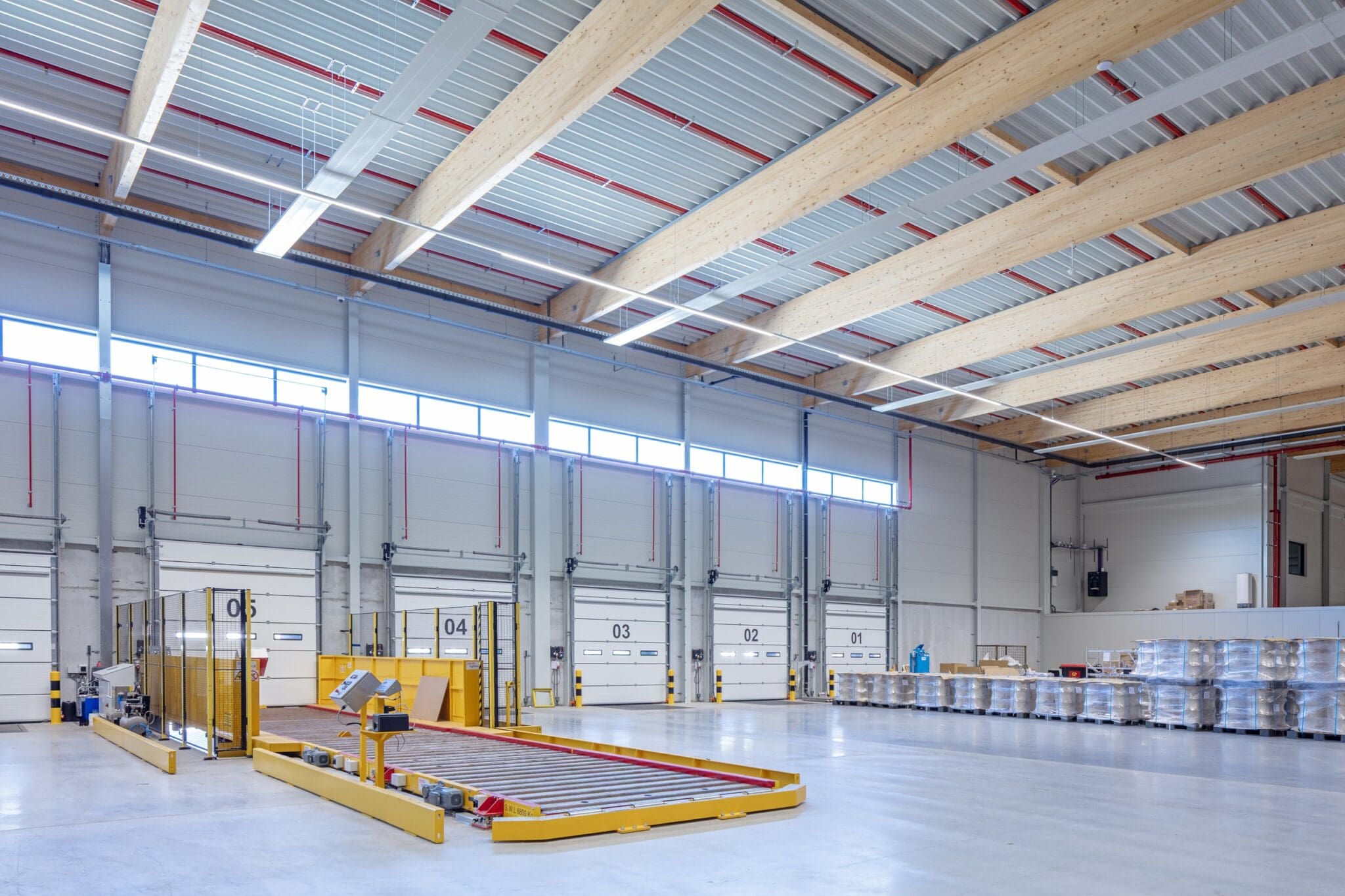 Hybride bedrijfsgebouw WDP Kintetsu Schiphol Oost