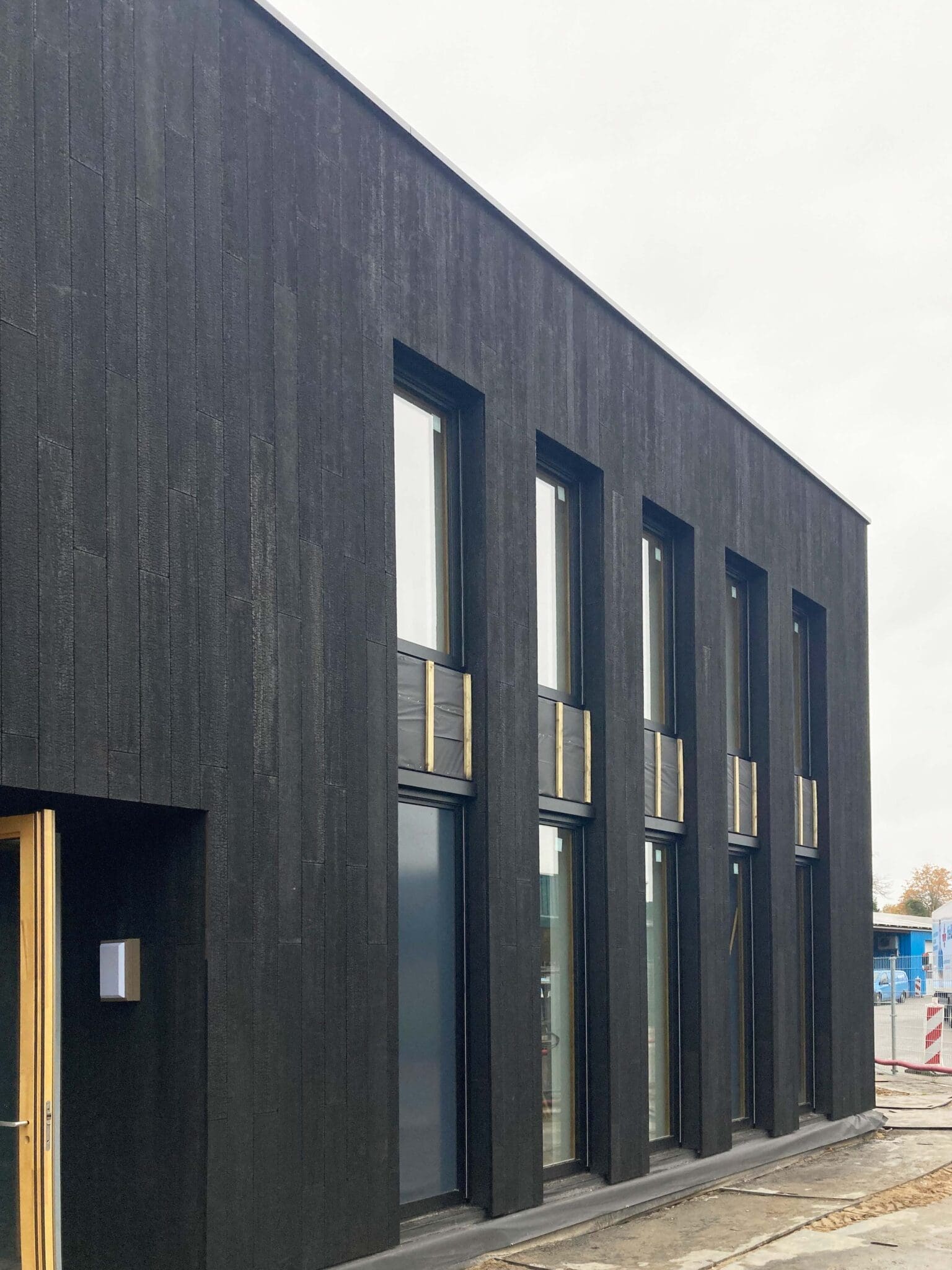Houten bedrijfsgebouw GMB IJhorst november 2024
