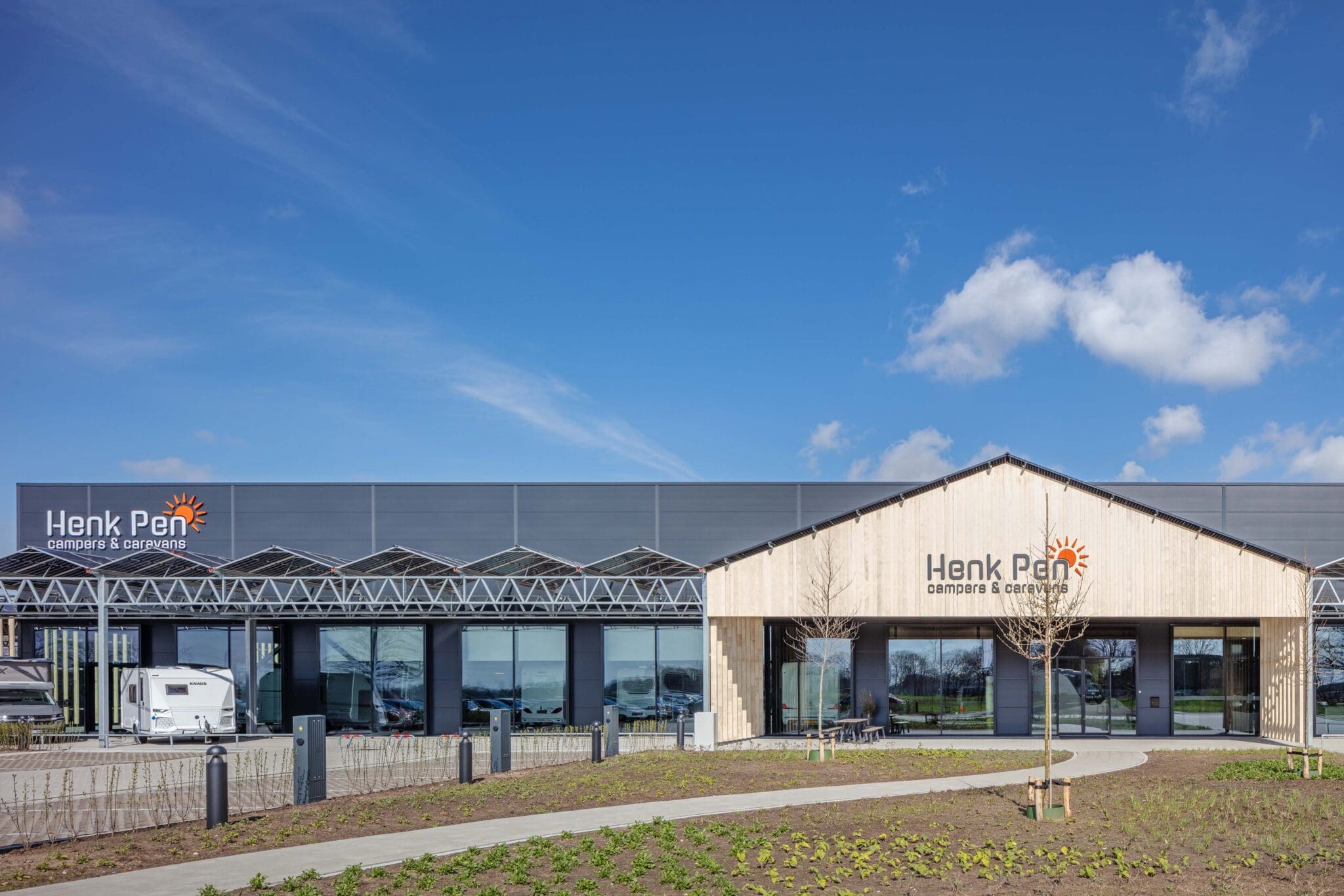 Bedrijfsgebouw Henk Pen Groenlo