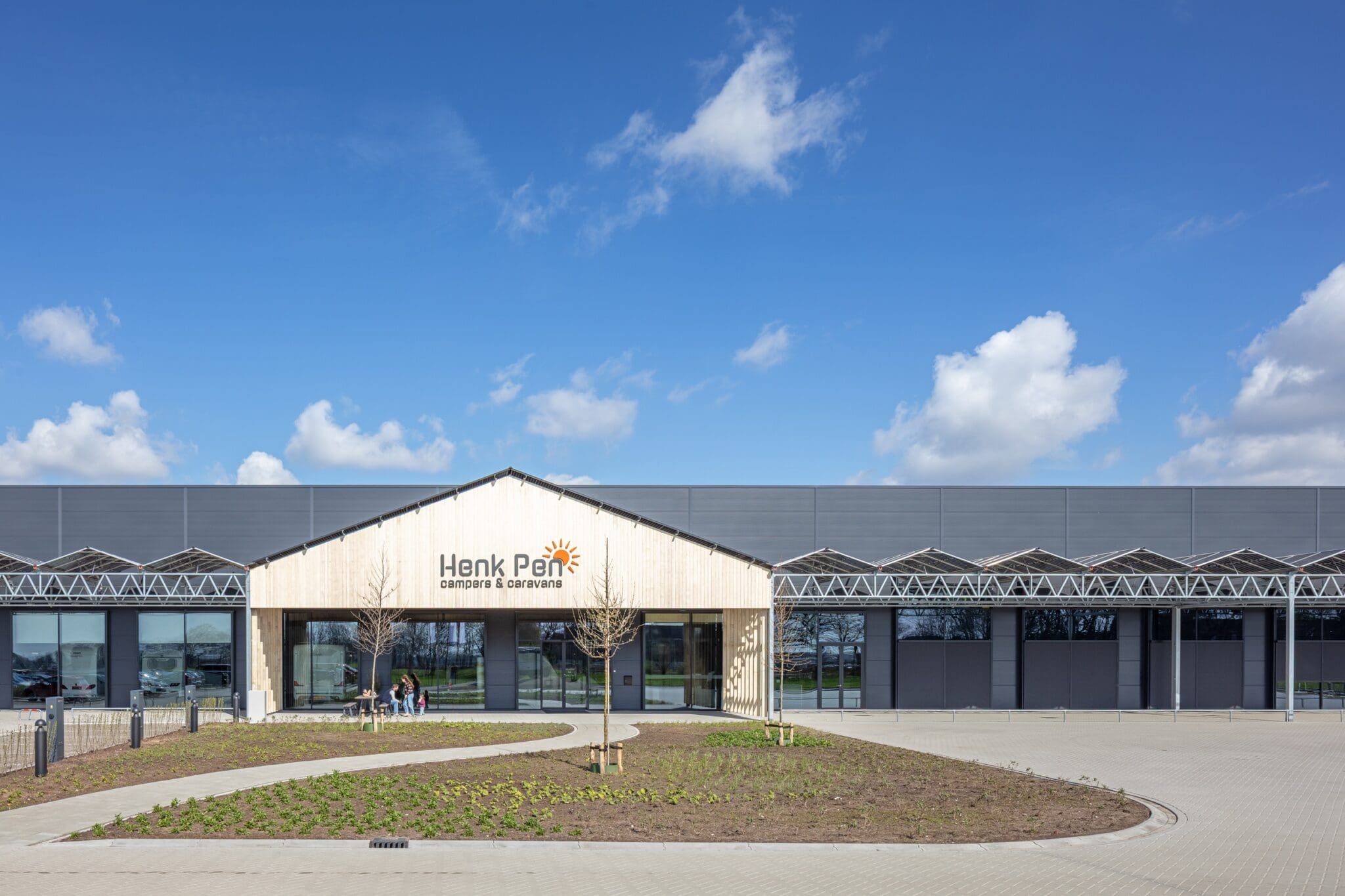 Bedrijfsgebouw Henk Pen Groenlo