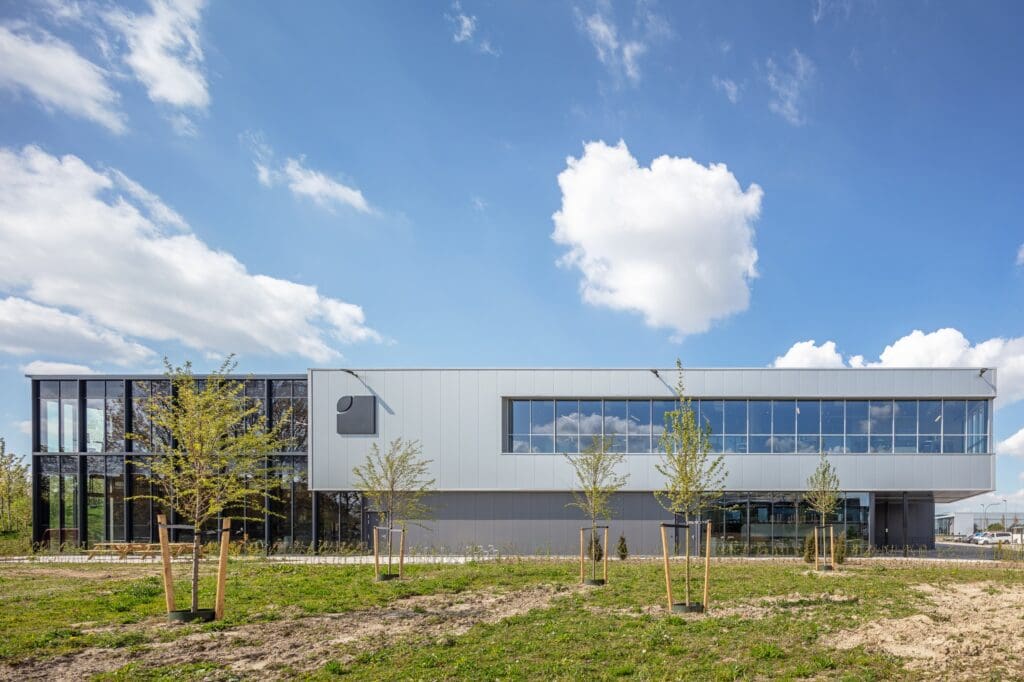 Nieuw bedrijfsgebouw Van der Heiden Systems Ridderkerk