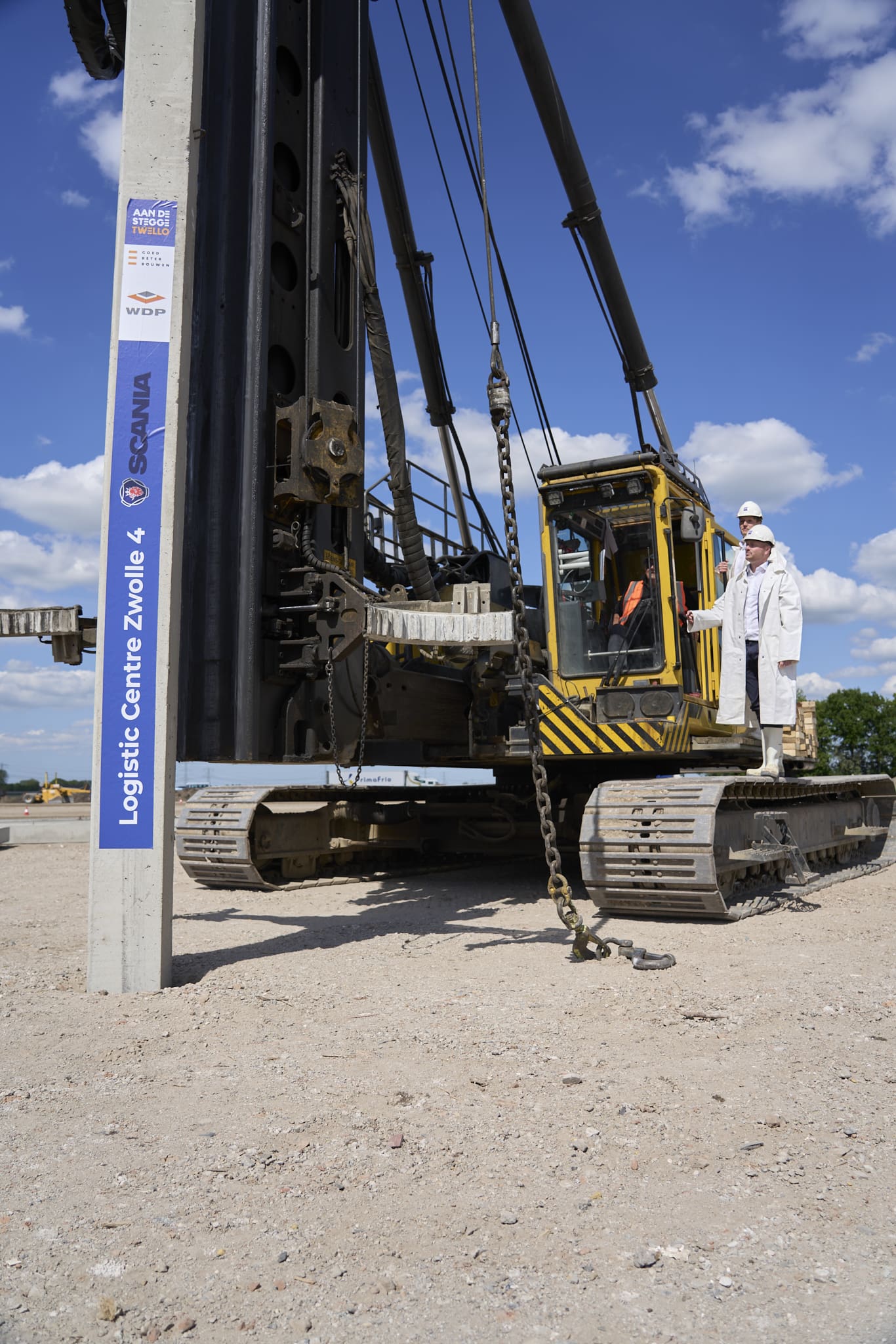 Eerste paal WDP Scania Zwolle