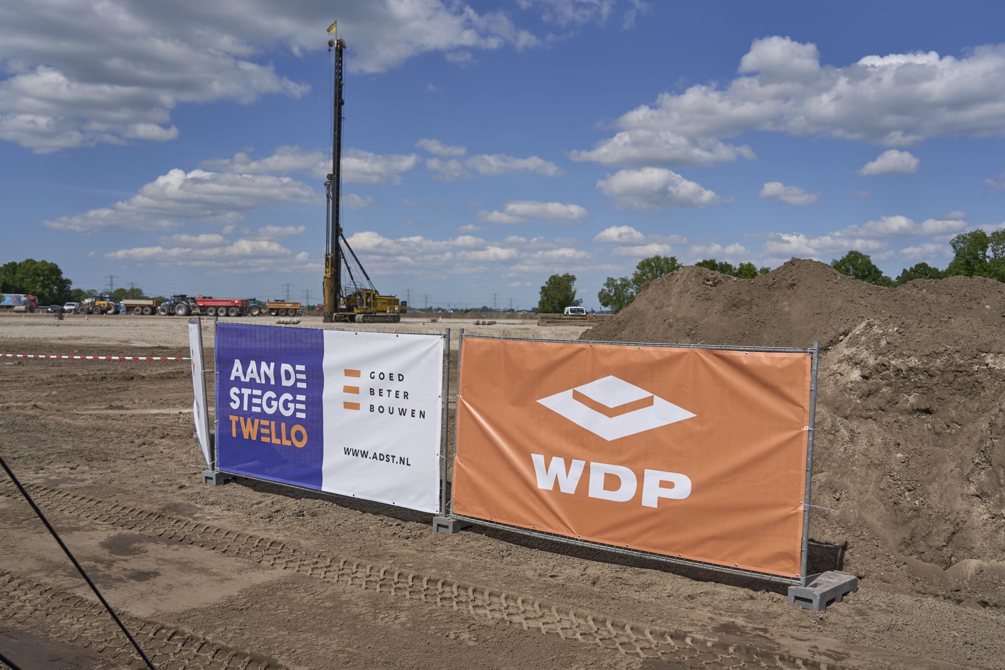 Eerste paal WDP Scania Zwolle