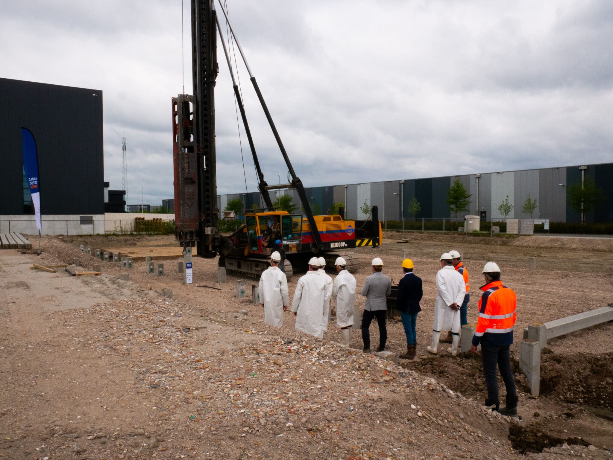 Eerste paal Sluyter Logistics