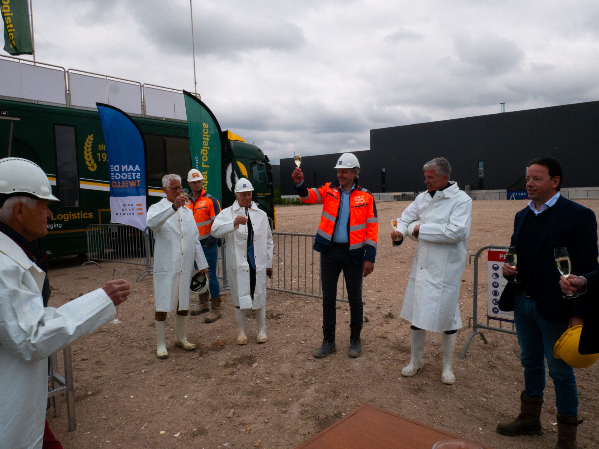 Eerste paal Sluyter Logistics