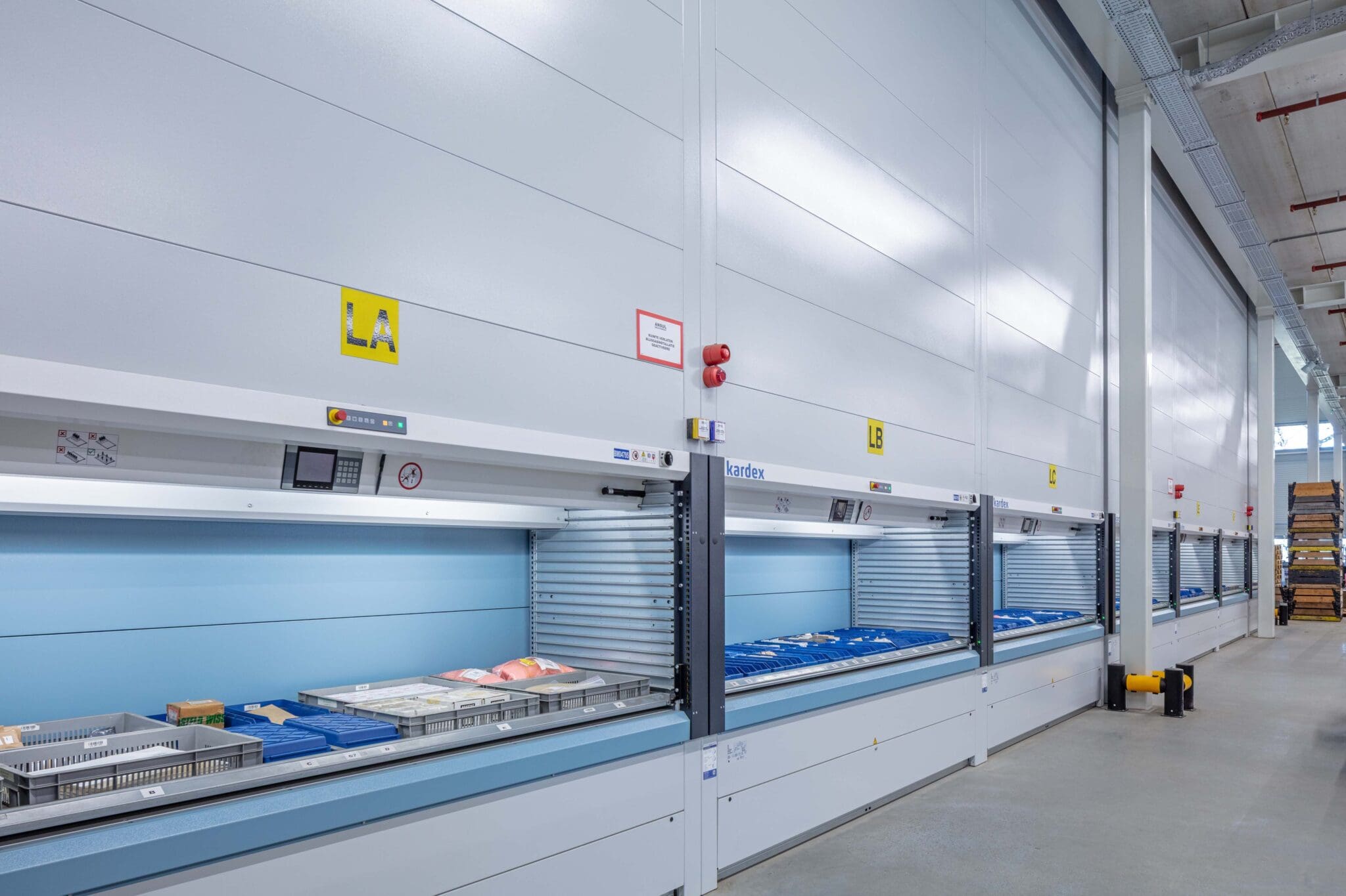 Bedrijfsgebouw NS Logistiek Centrum Berkel Enschot