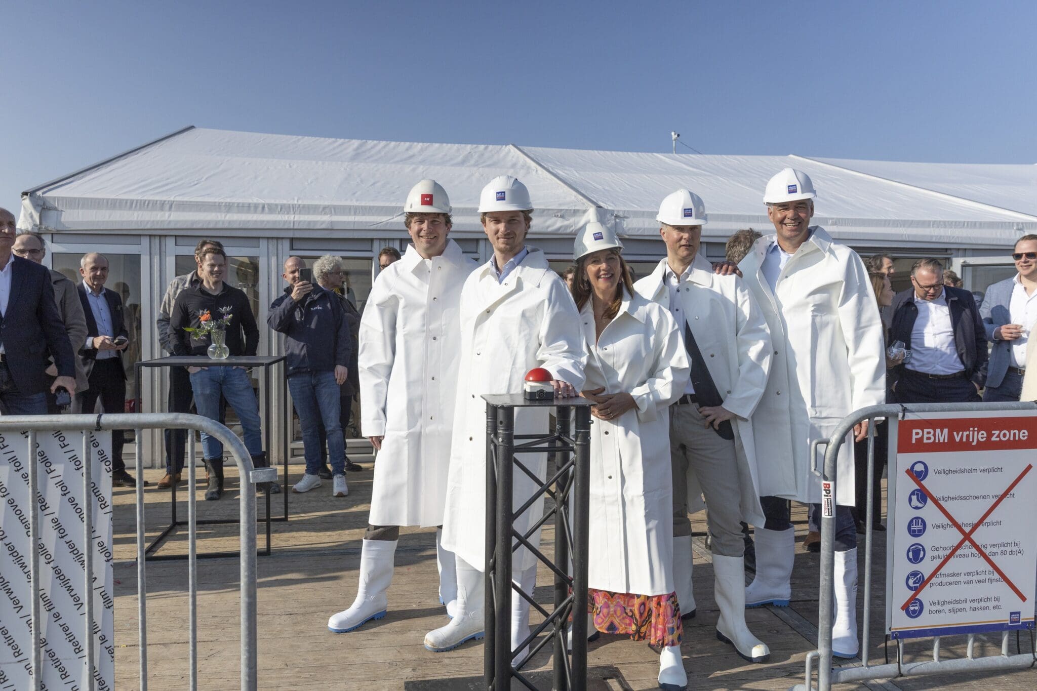 Feestelijke paal AM-ADST Schiphol Trade Park