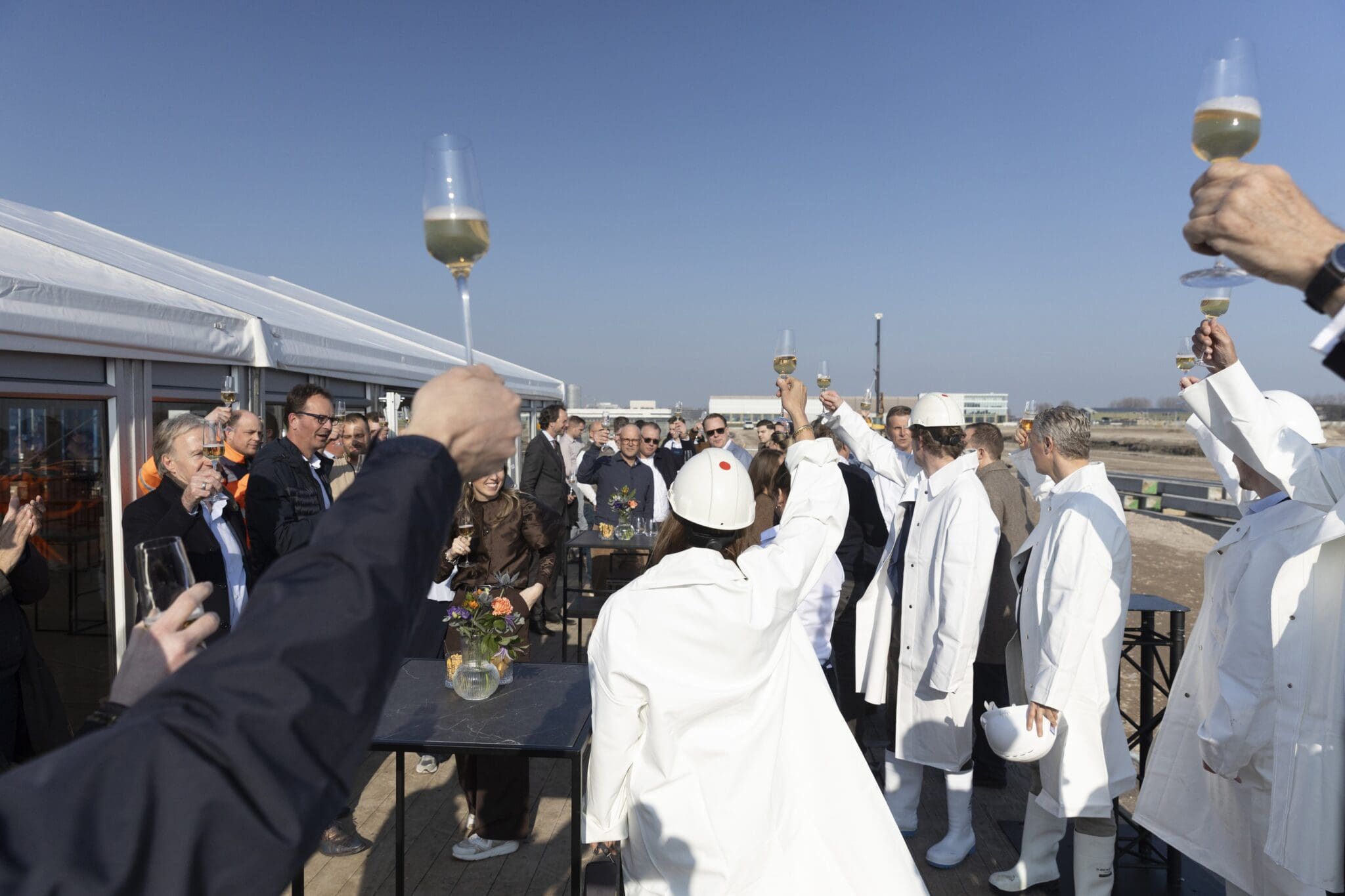 Feestelijke paal AM-ADST Schiphol Trade Park