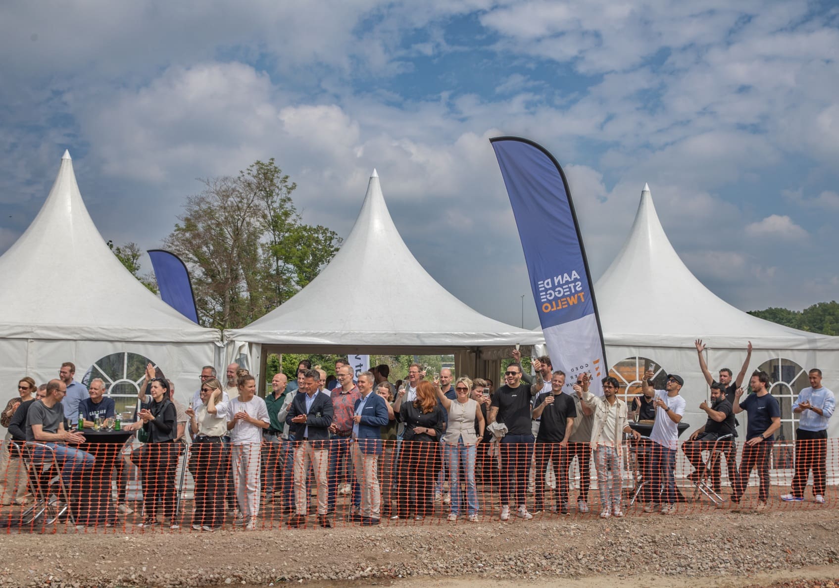 Eerste paal Kvadrat Weaving Winterswijk